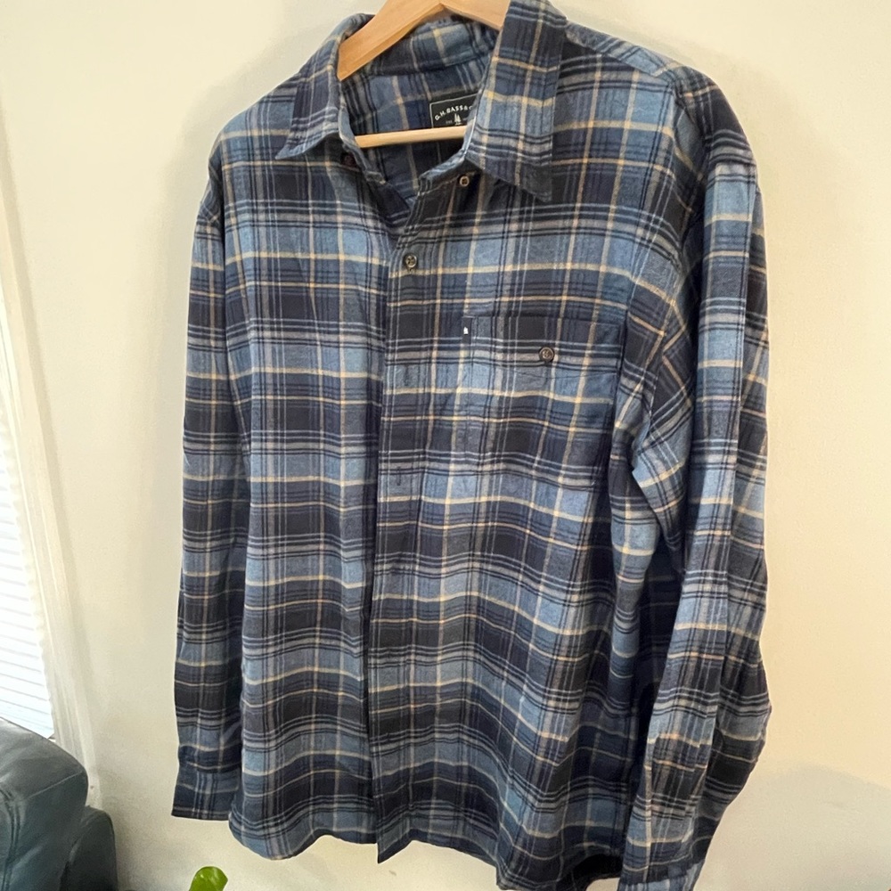 Men’s G.H Bass Flannel
